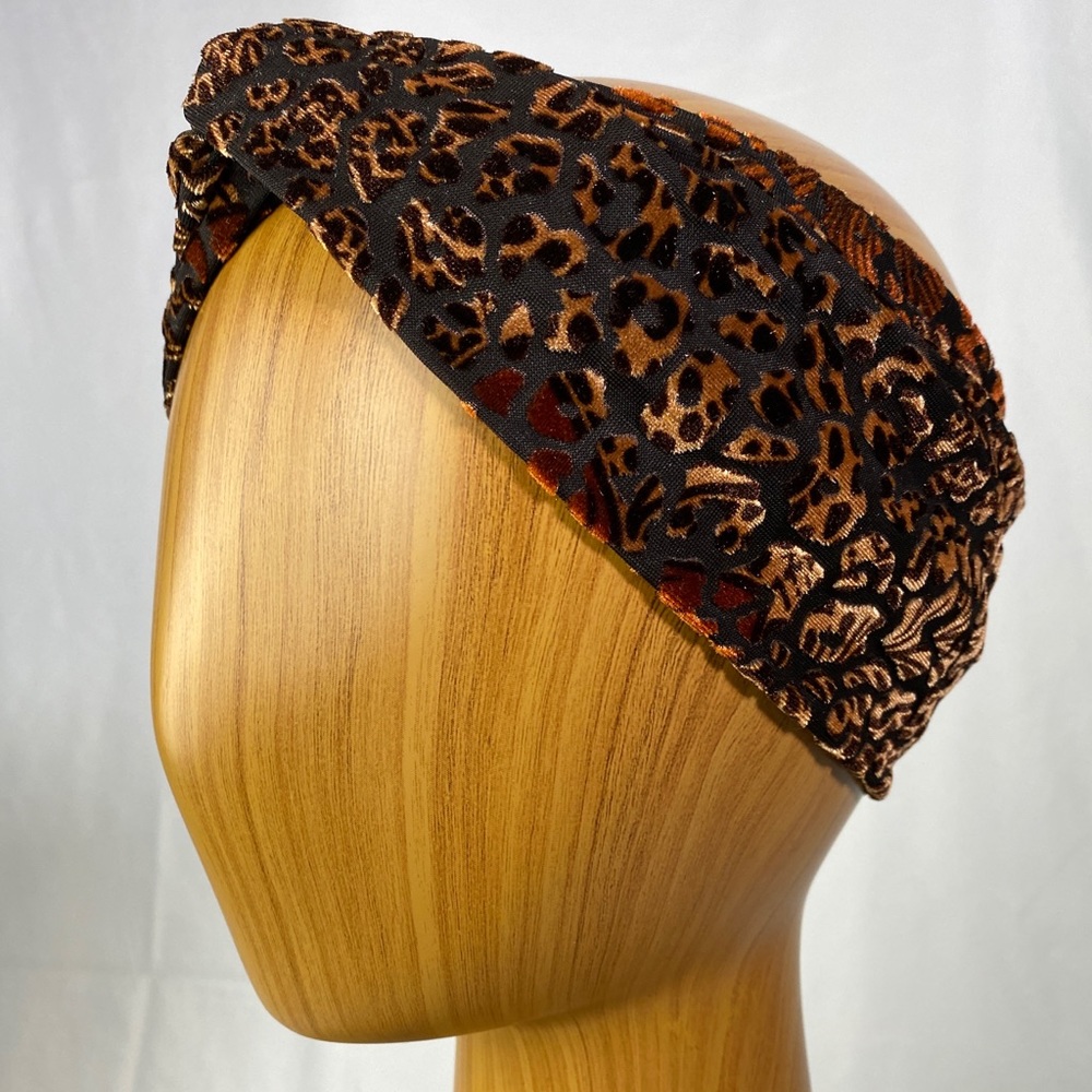 Handmade Burnout Velvet Cheetah Print Turban